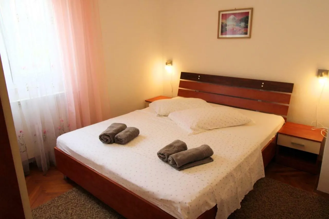 Villa Valentina Liznjan 0*,  Croatia