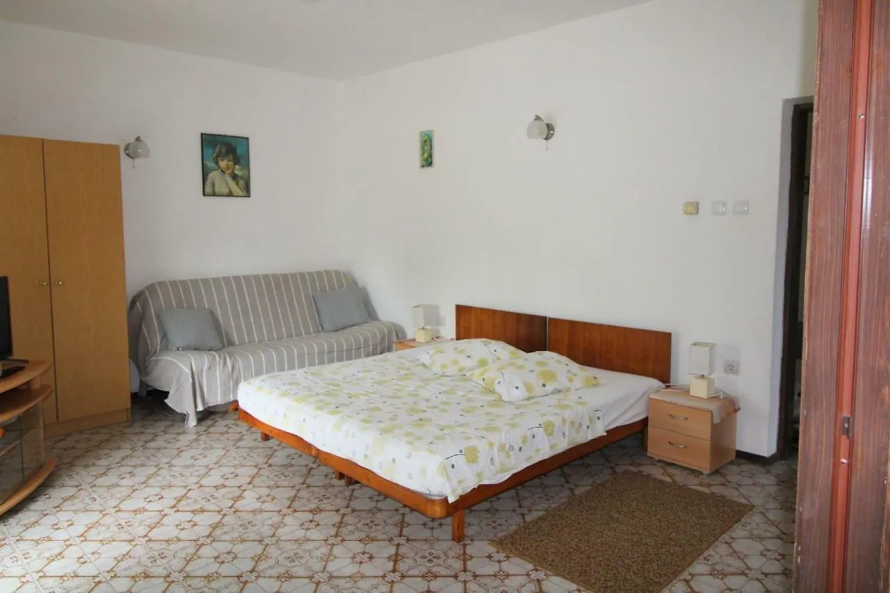 Holiday home Villa Valentina Liznjan