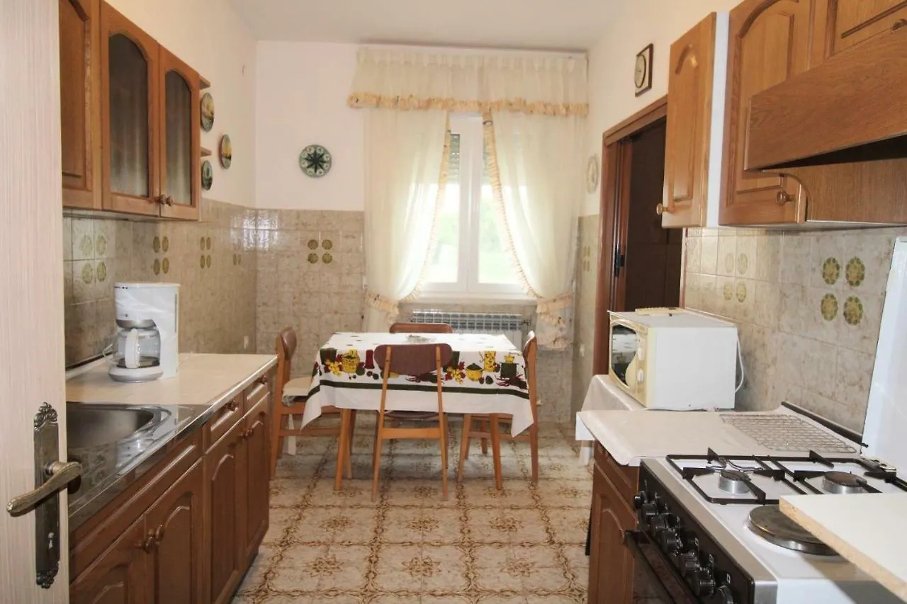 Villa Valentina Liznjan Holiday home