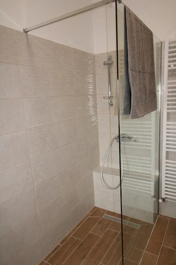 Holiday home Villa Valentina Liznjan